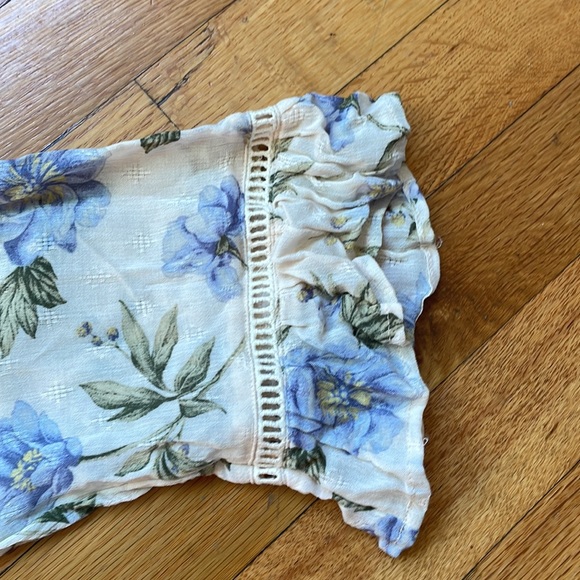 Floral top - Picture 4 of 5